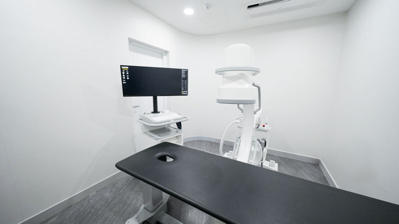 정밀 영상유도 주사치료 (C-arm)